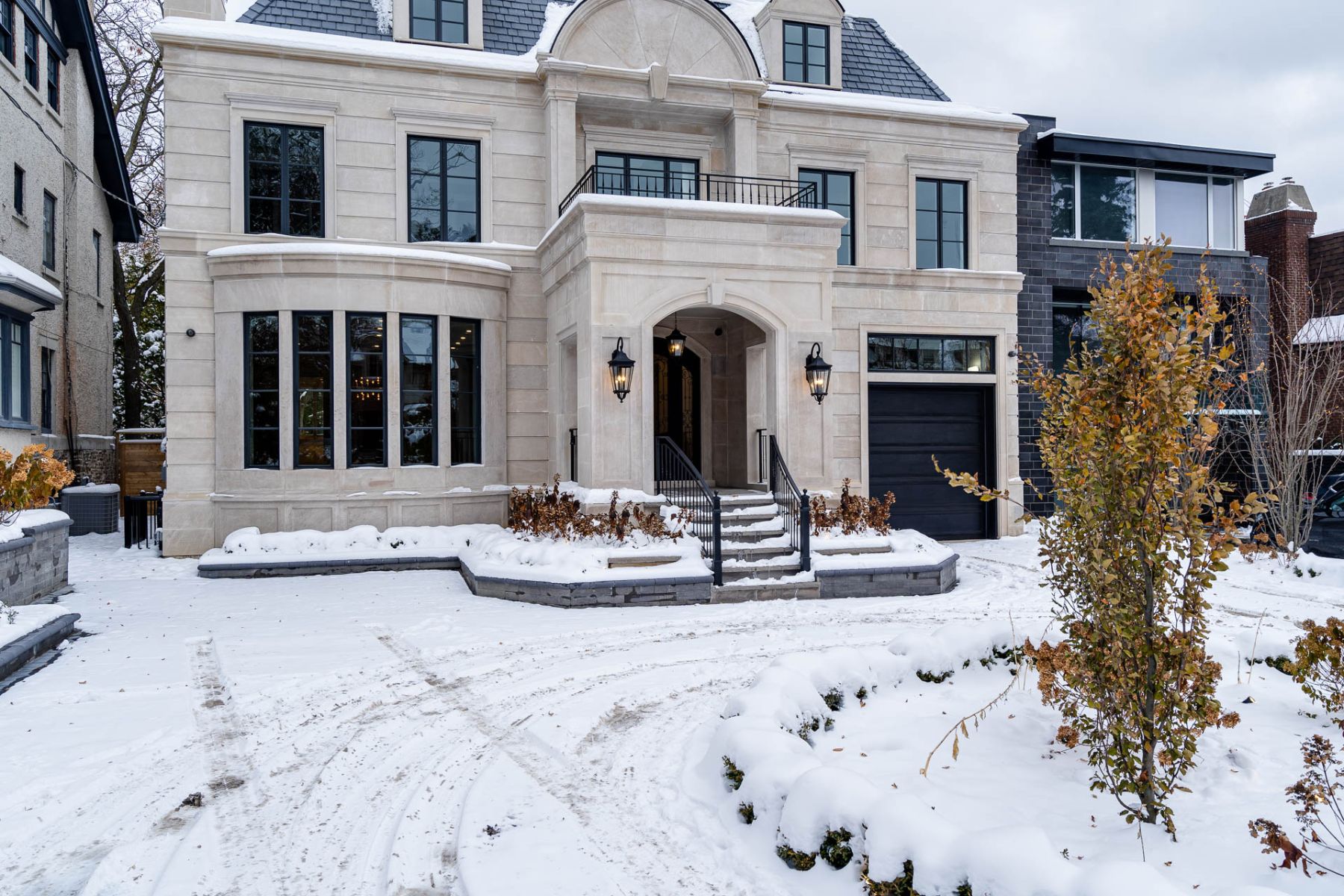 49 Dunvegan Rd