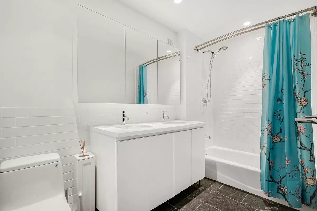 90 William St #16H