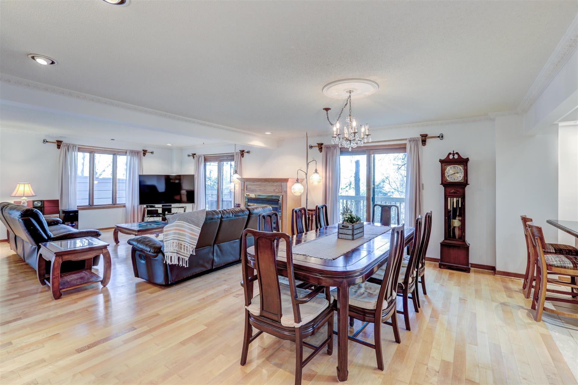 373 Morningside Ave