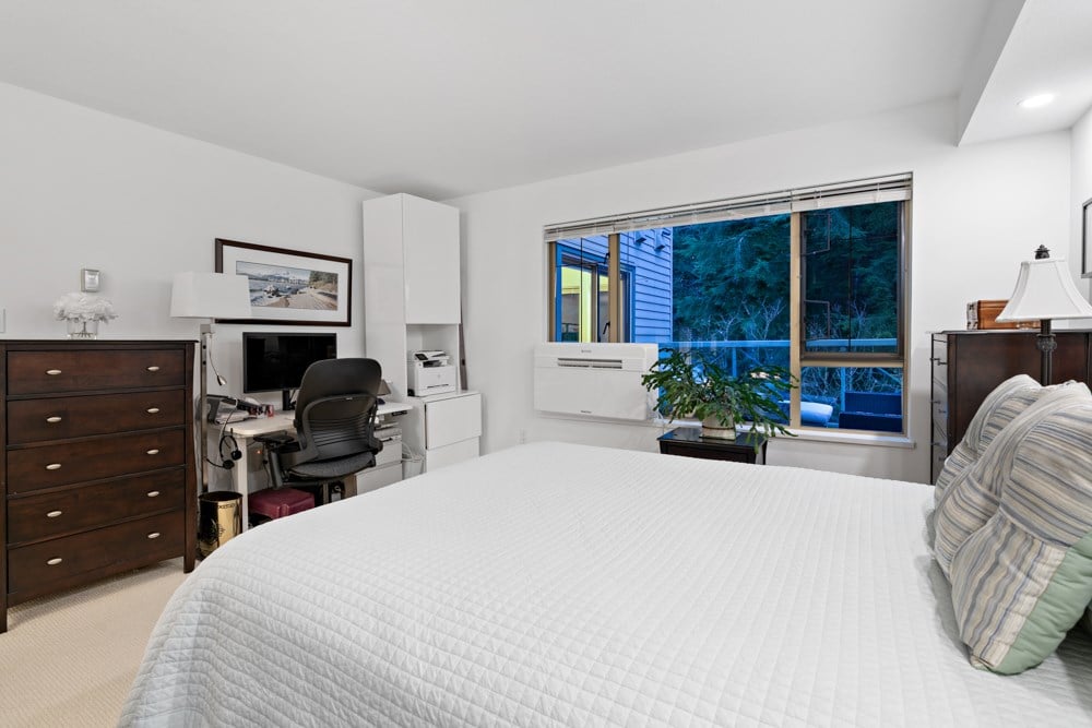 311-3658 Banff Ct