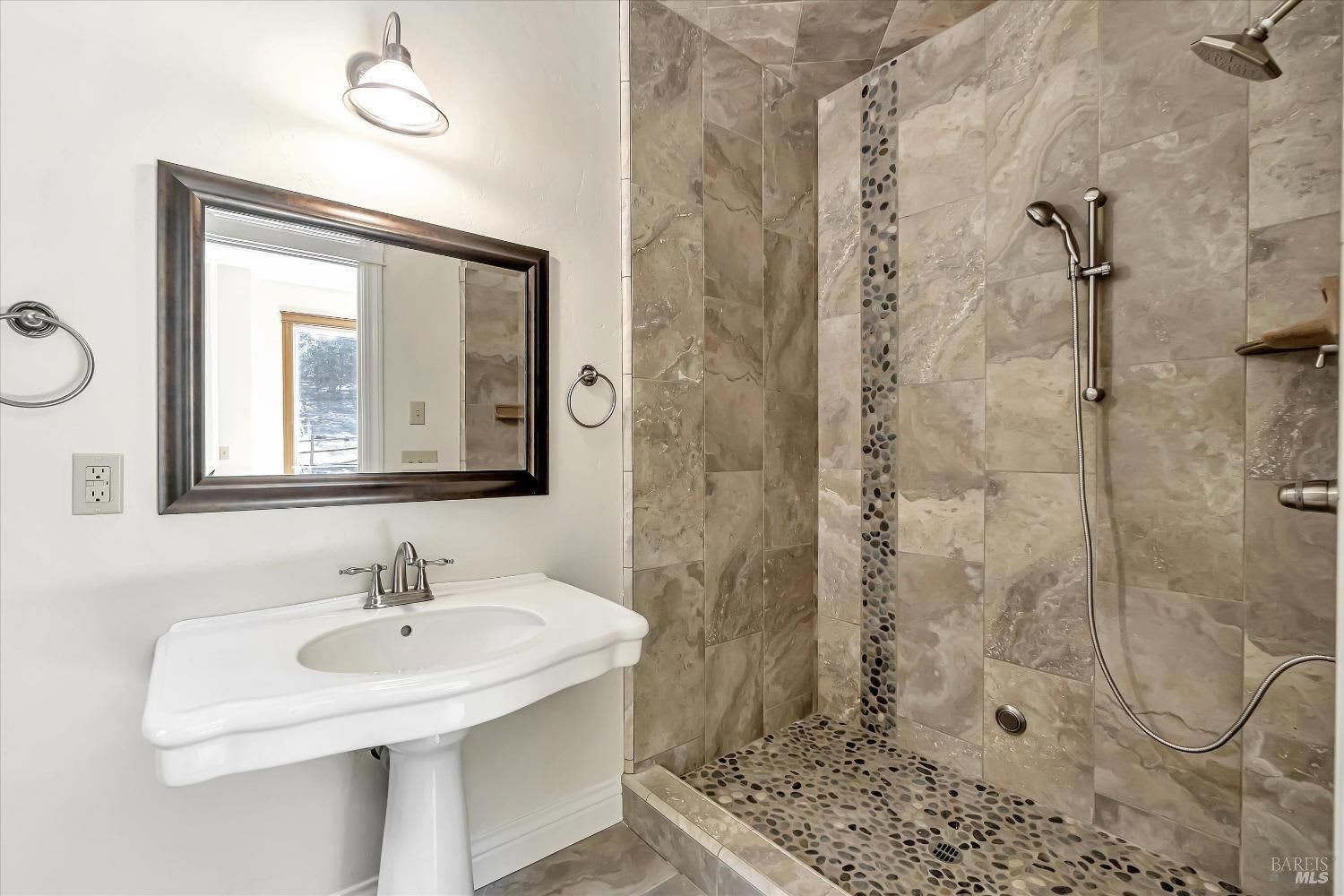 9271 Antler Hill Dr
