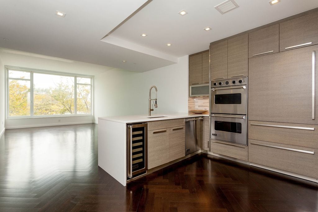 400 W 12th St, #3H