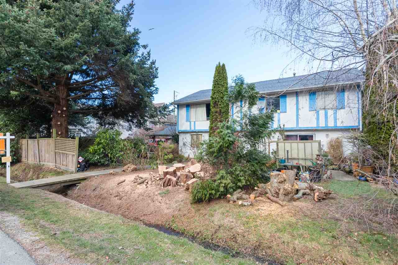 11251 Seafield Cres
