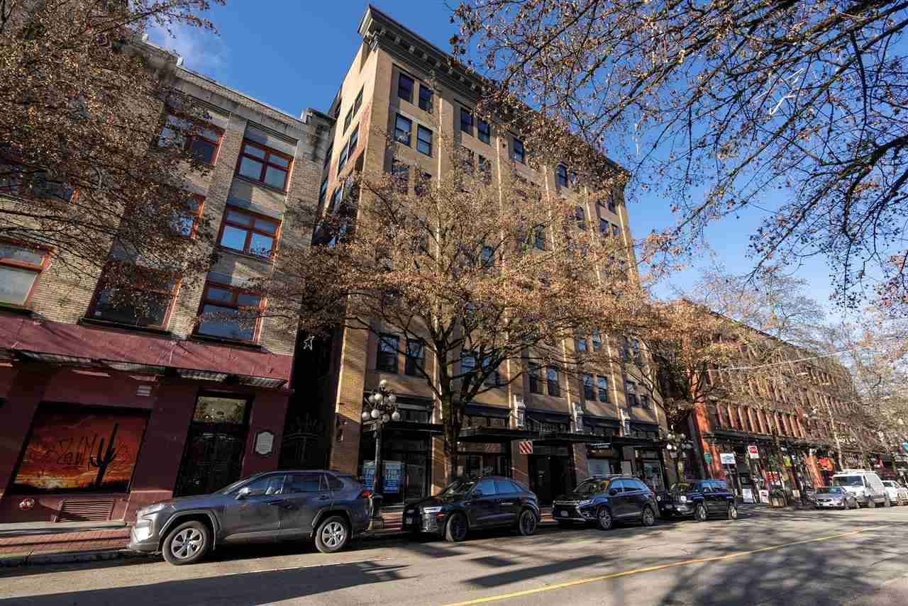 402-233 Abbott St