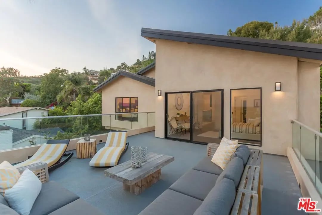 21559 PCH