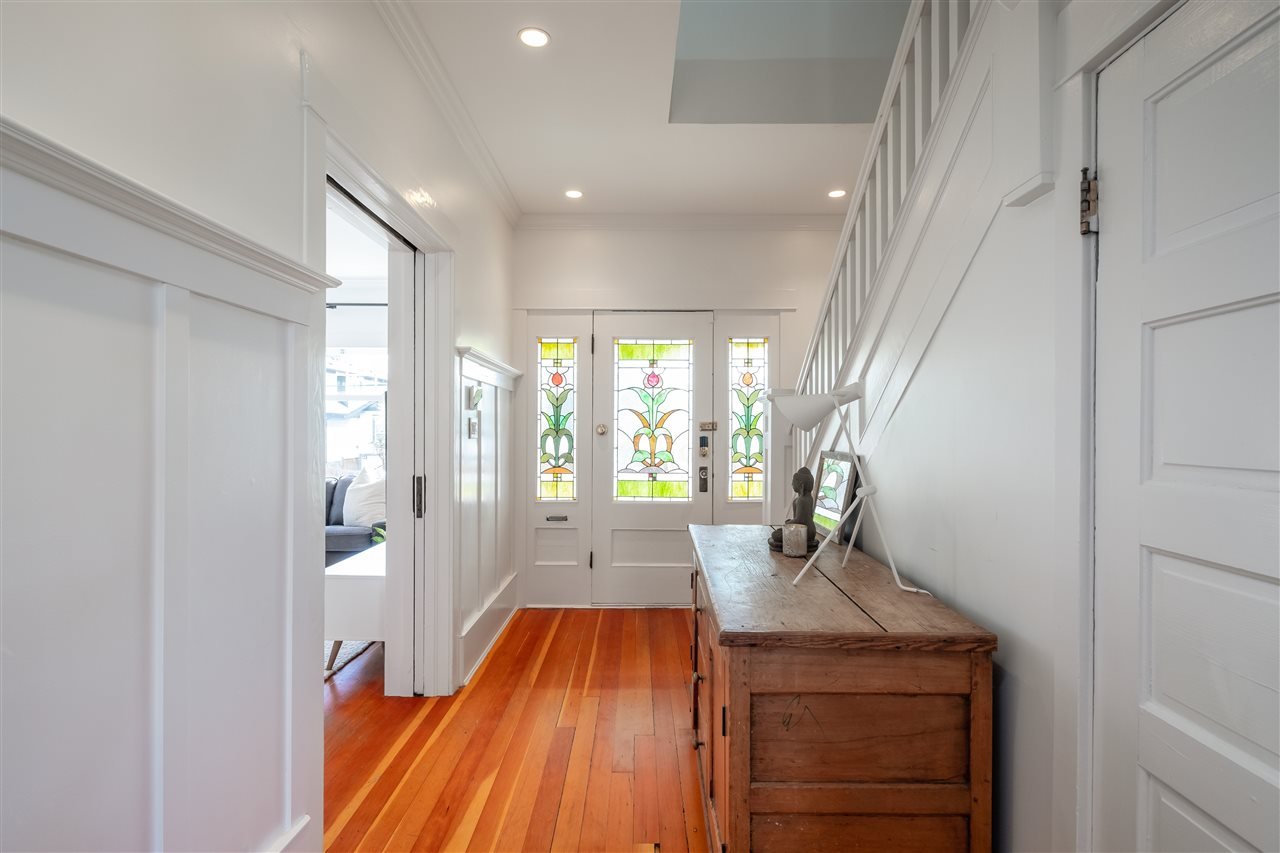 21 E 17th Ave
