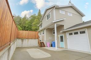 6654 Rhodonite Dr, Sooke
