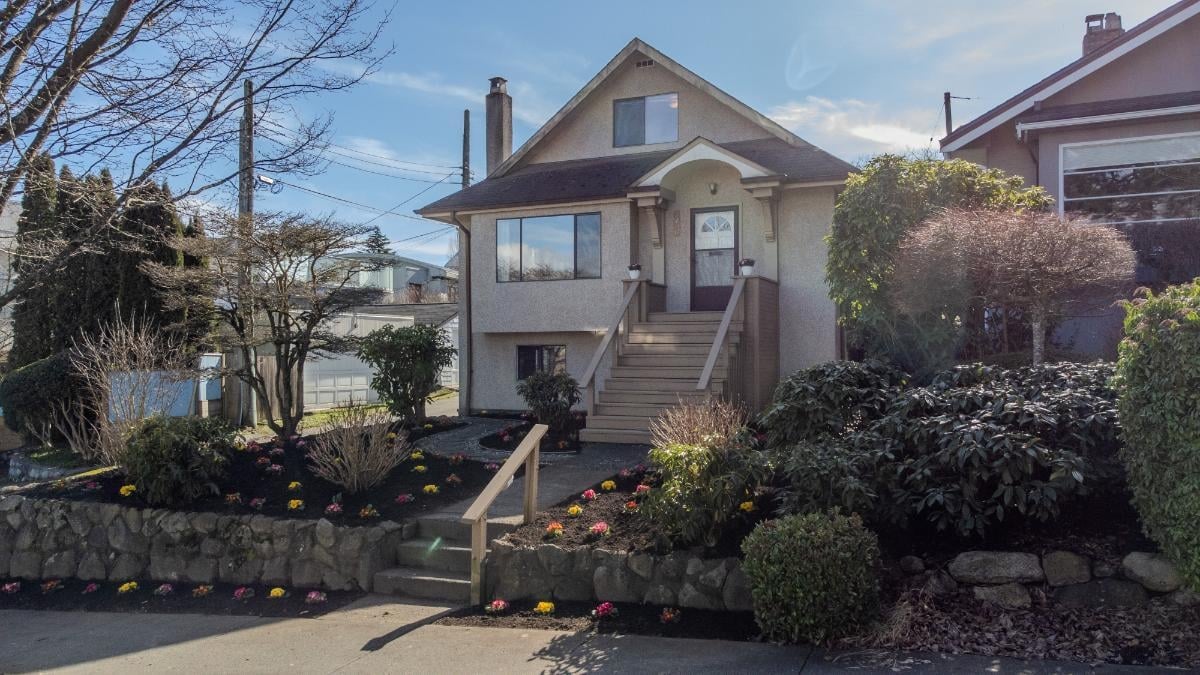3716 W 14th Ave