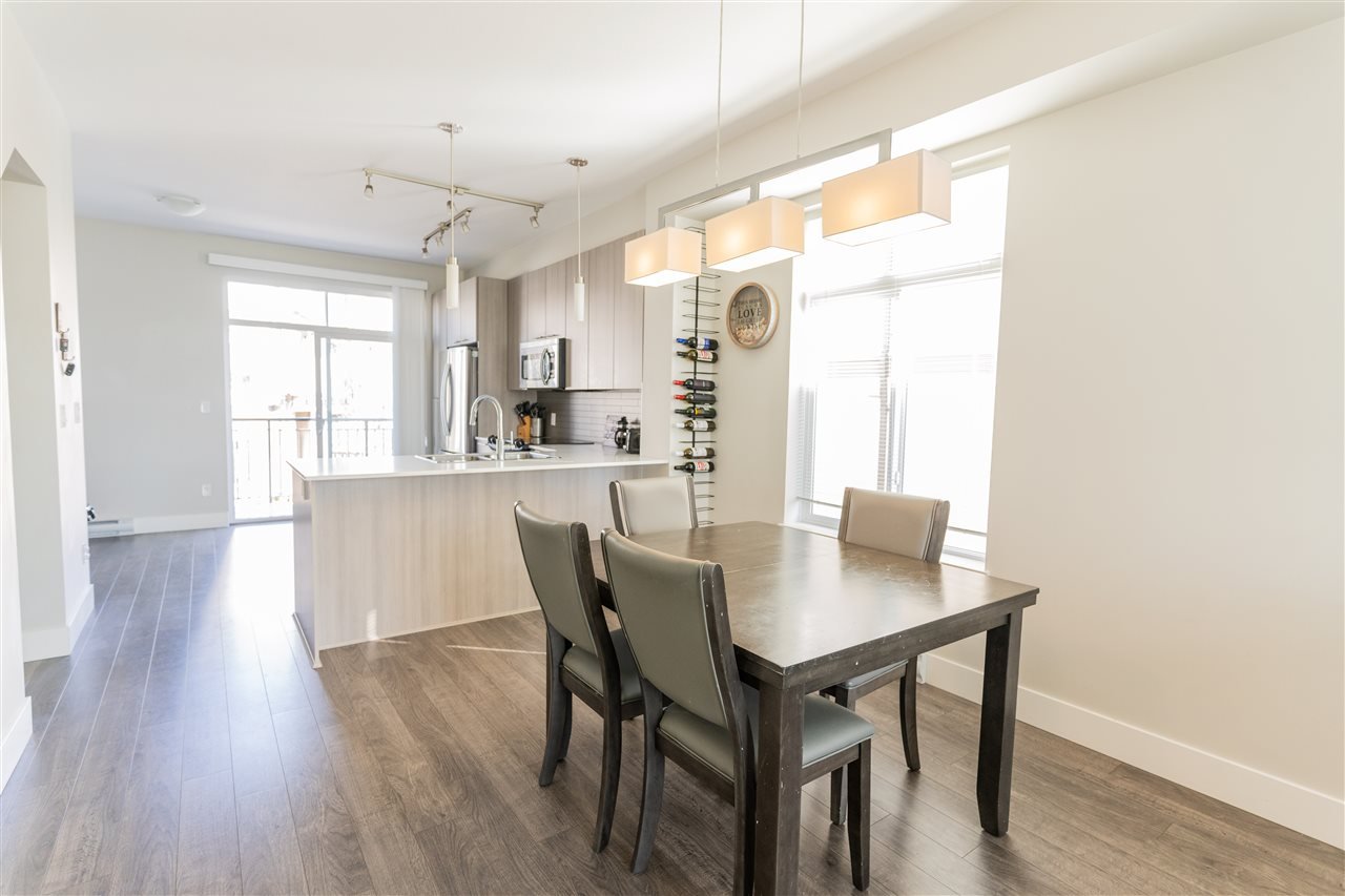 10-19433 68 Avenue, Surrey