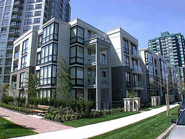 101-3638 Vanness Ave