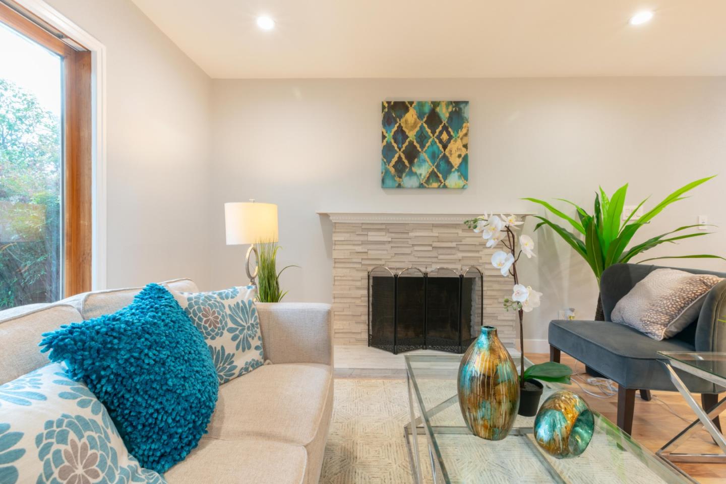 West Rincon Avenue, Campbell