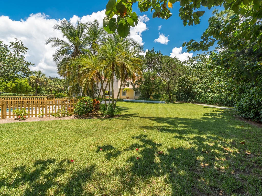 Siesta Key - Sanderling Rd
