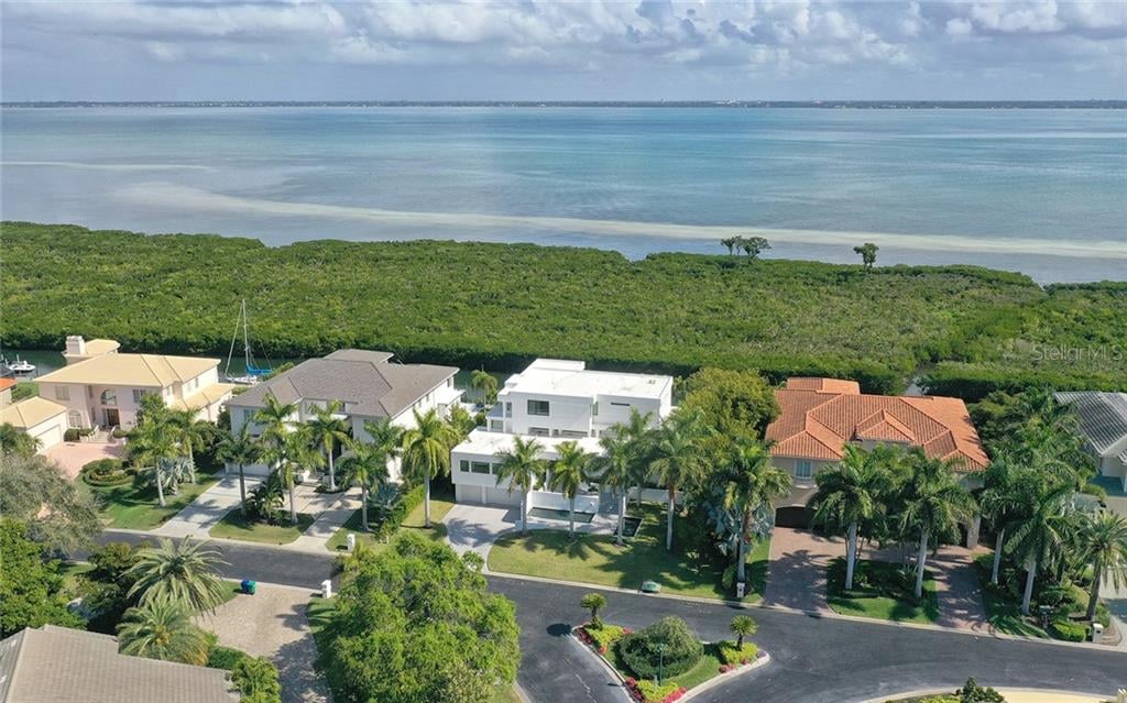 1580 Harbor Cay Lane