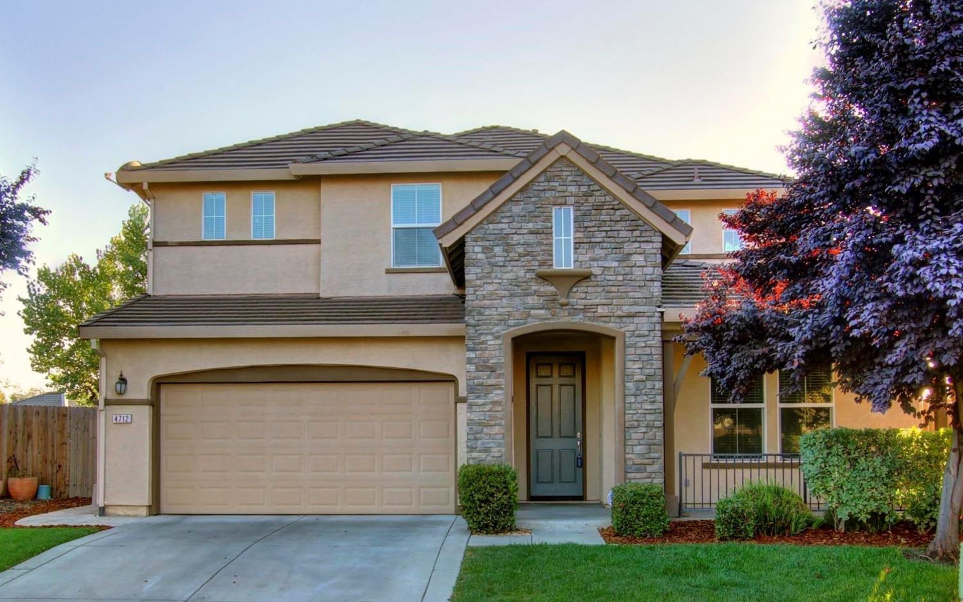 4712 Coppola Cir
