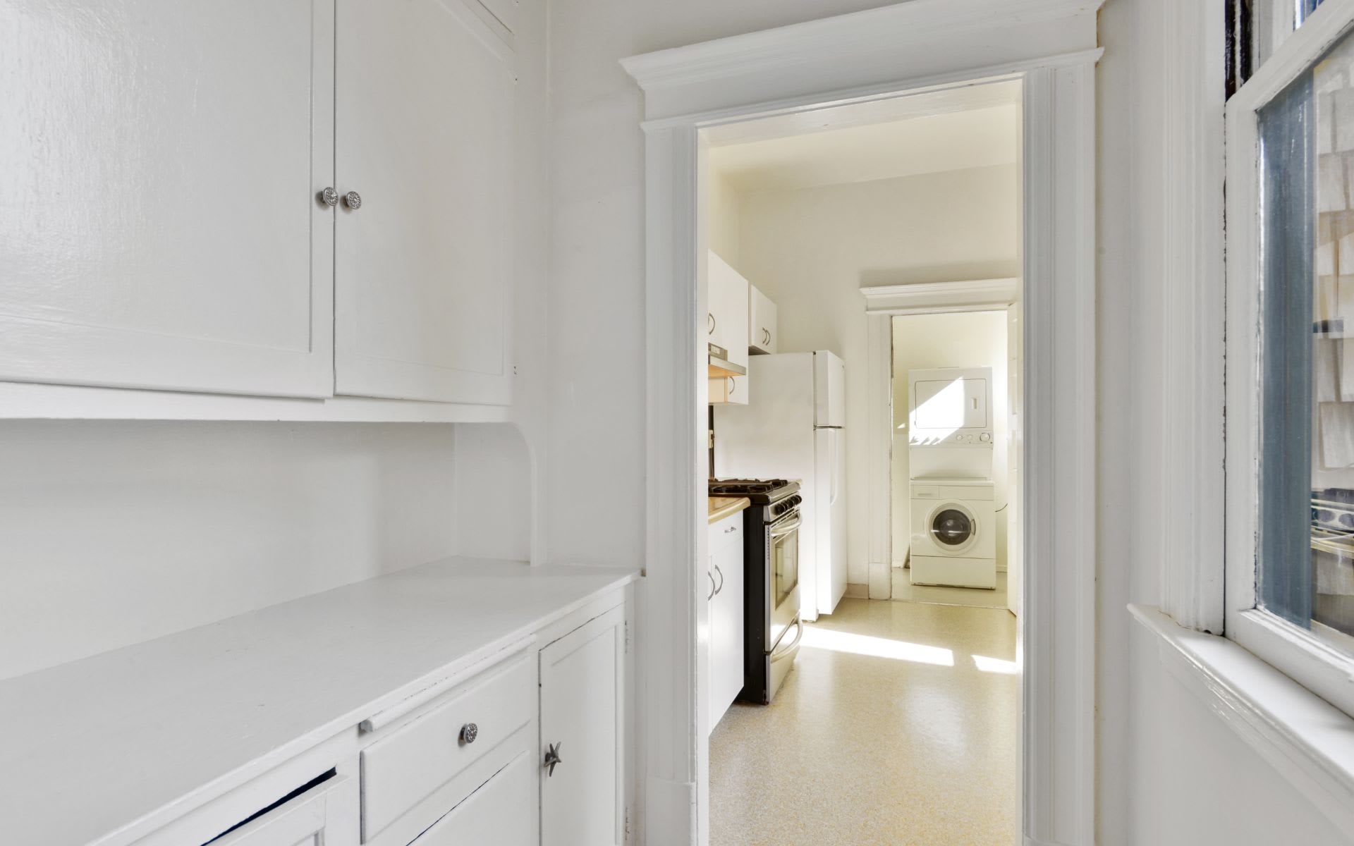 70-72 6th Ave