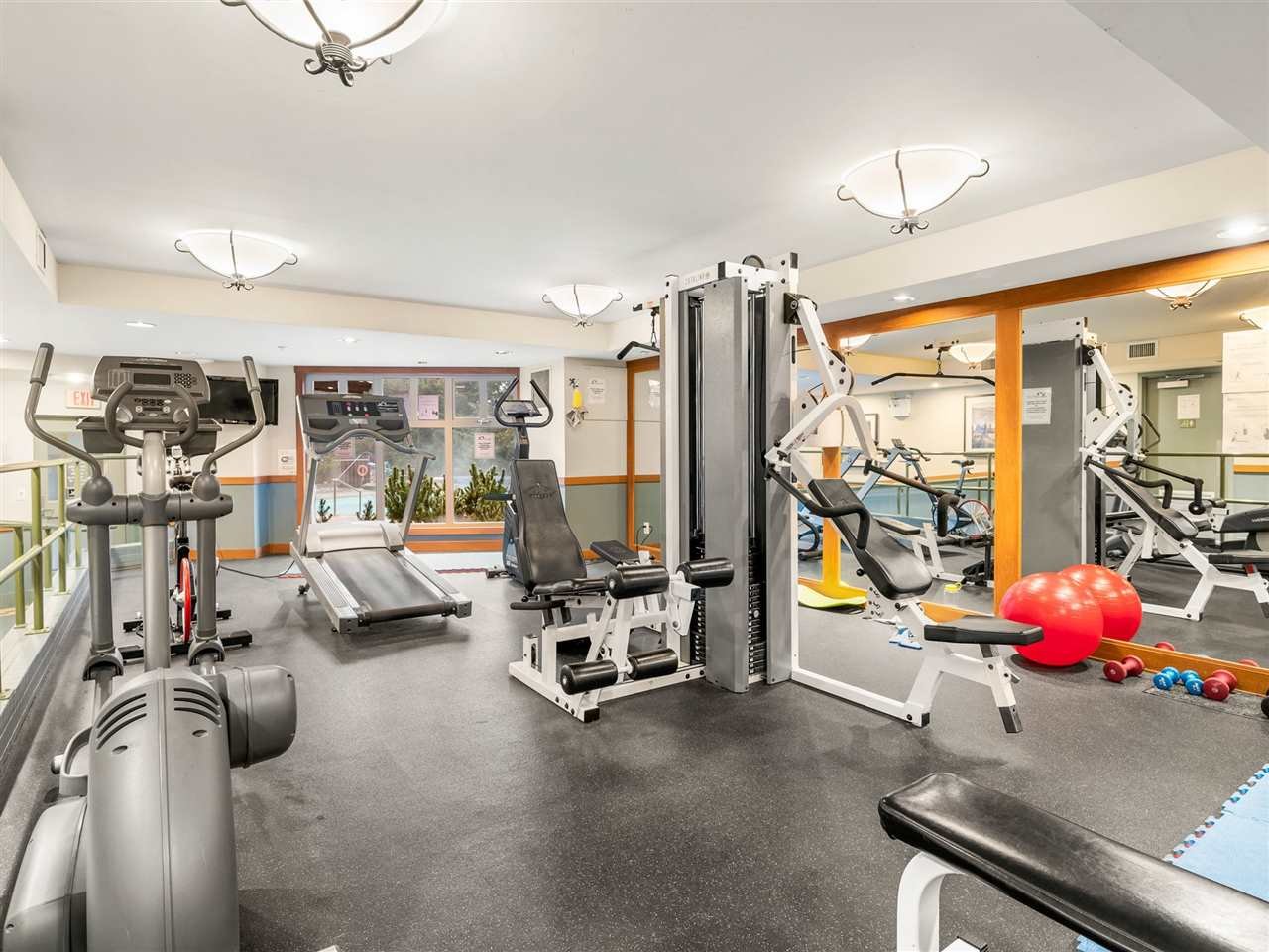 417-4660 Blackcomb Wy