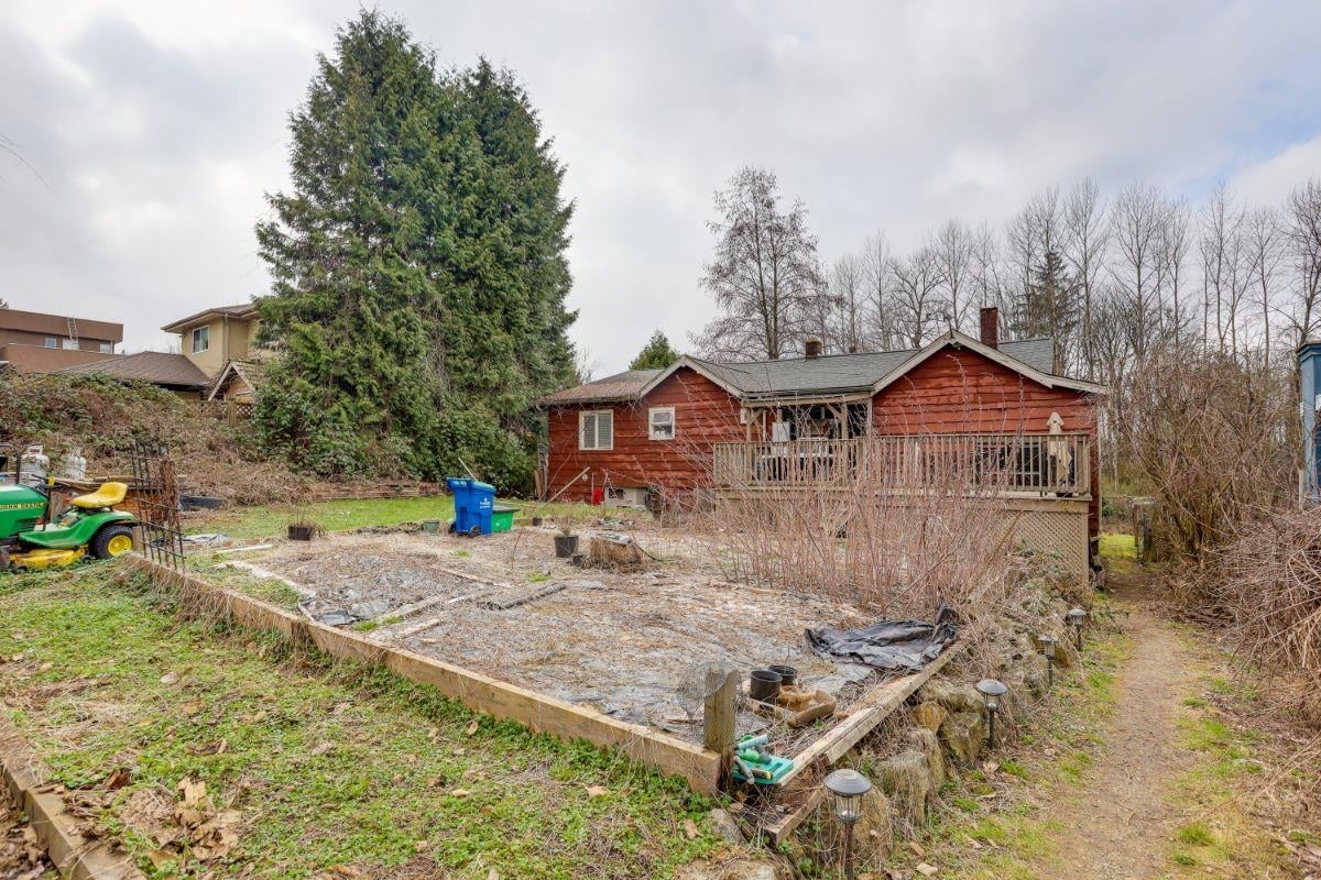 7474 Cariboo Road Rd, Burnaby