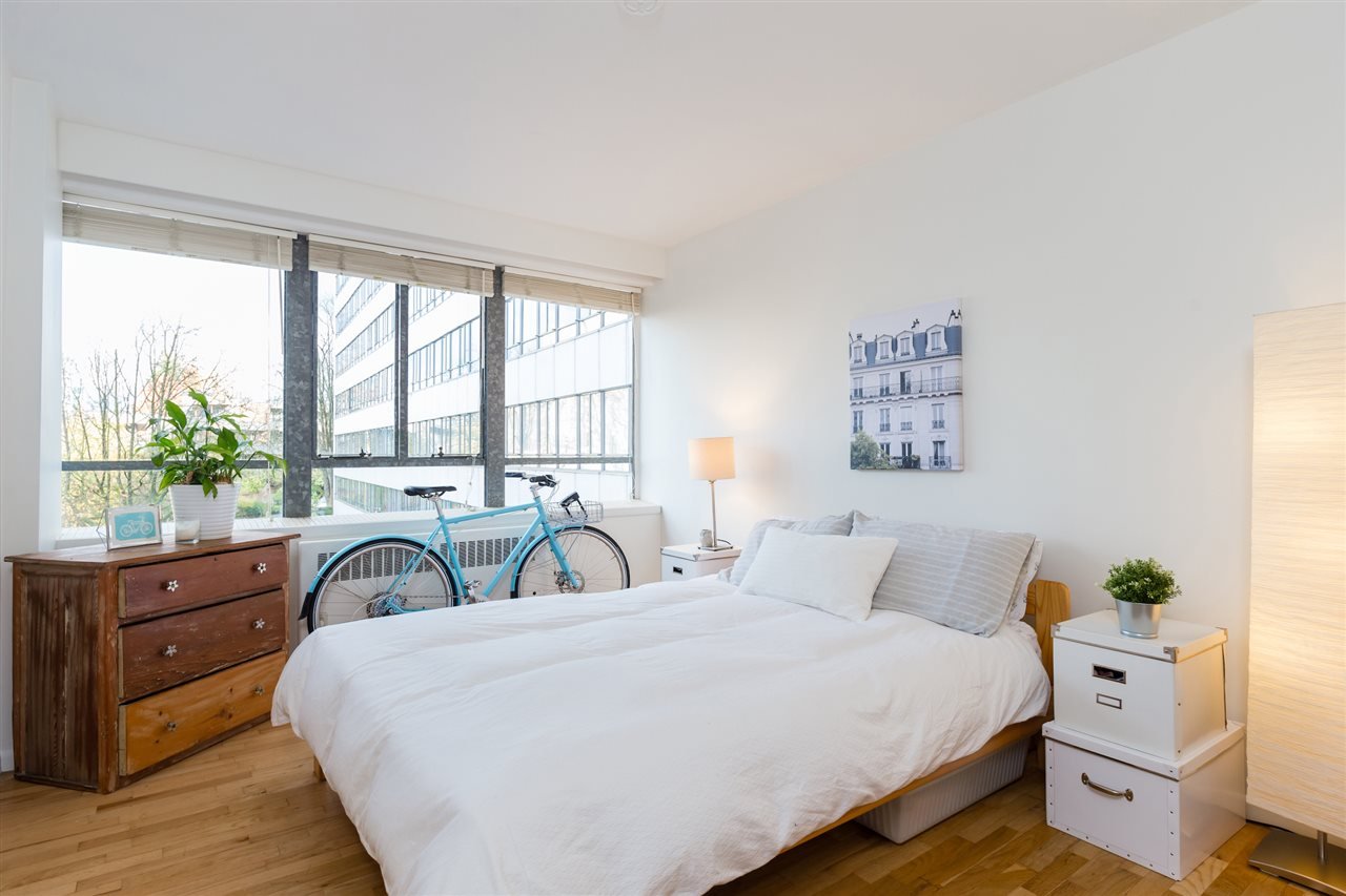 321-1445 Marpole Ave
