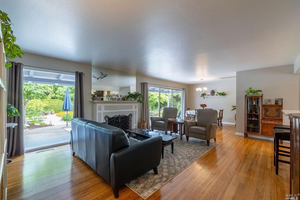 3139 Hartley Dr