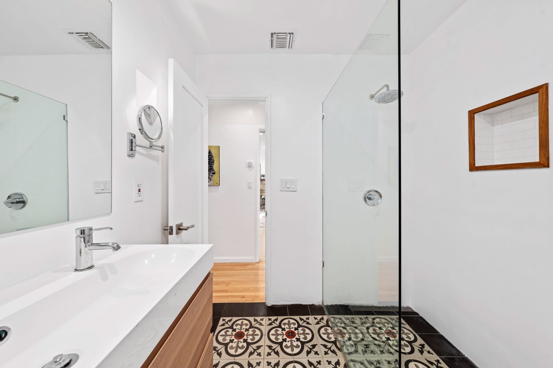 1518 Valley Dr, Topanga