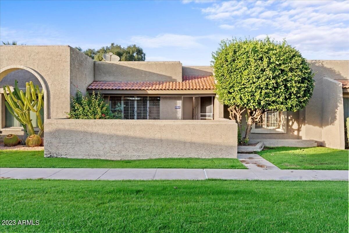 7269 N VIA NUEVA