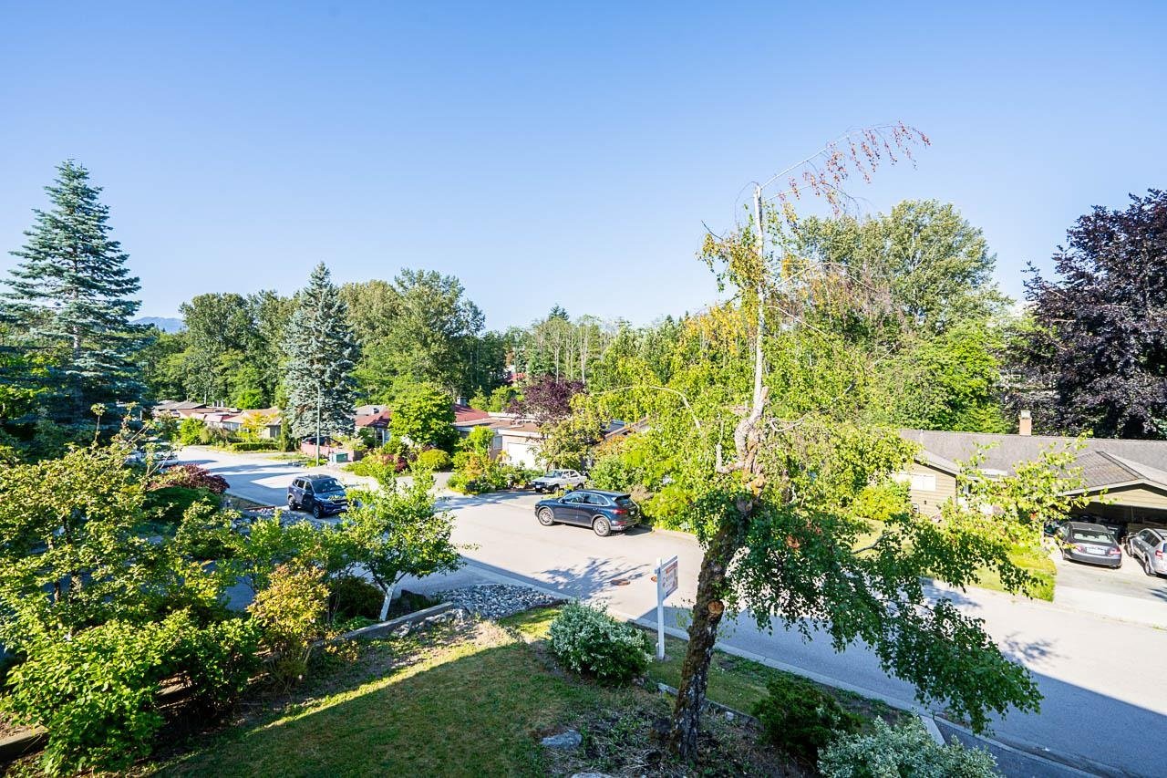 5396 Braelawn Dr