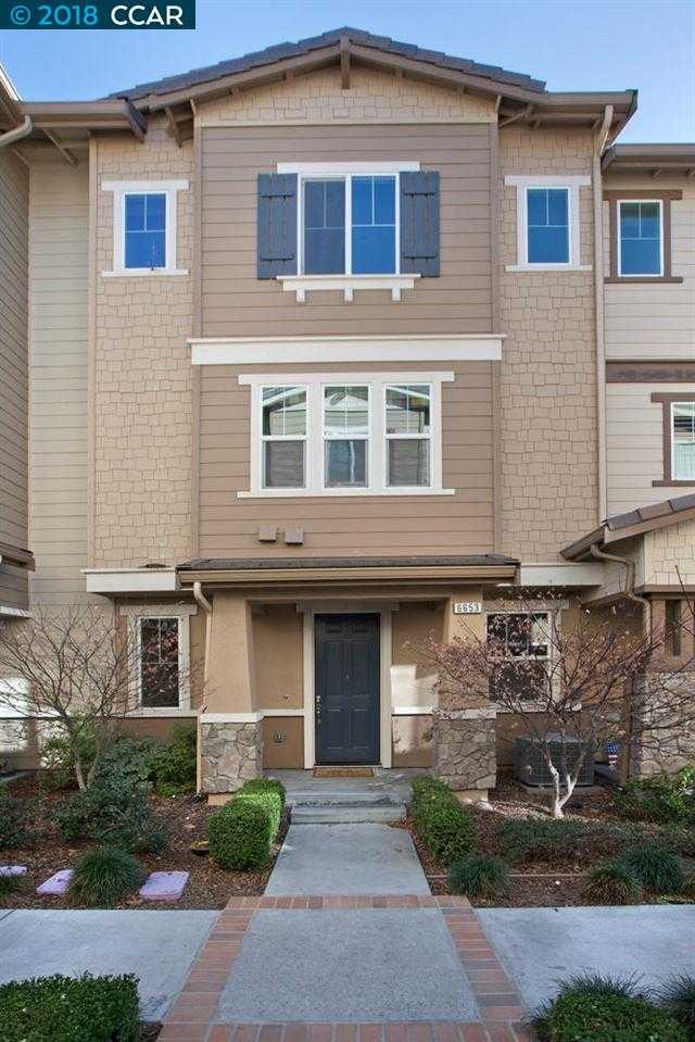 6653 S Mariposa Ln