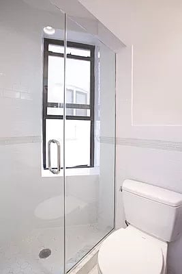 54 E 3rd St Unit: 8