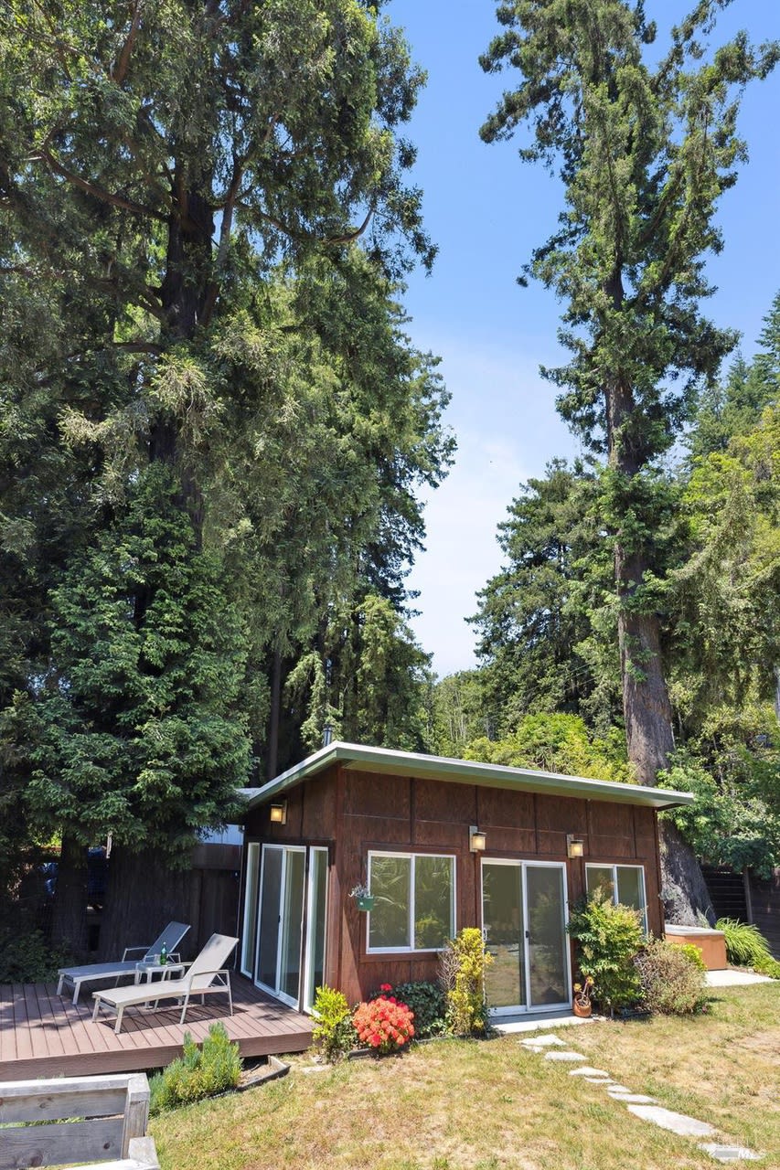 705 Austin Creek Rd