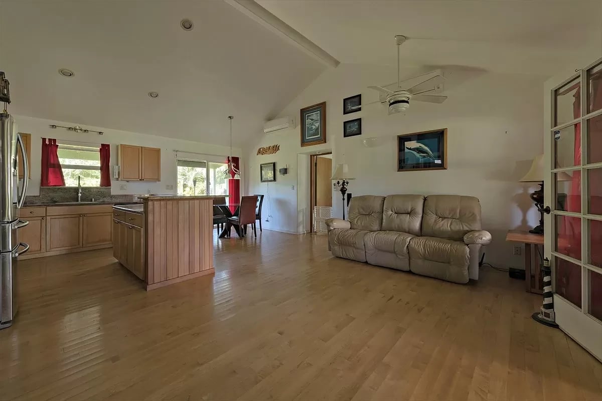 3595 Lilikoi Pl