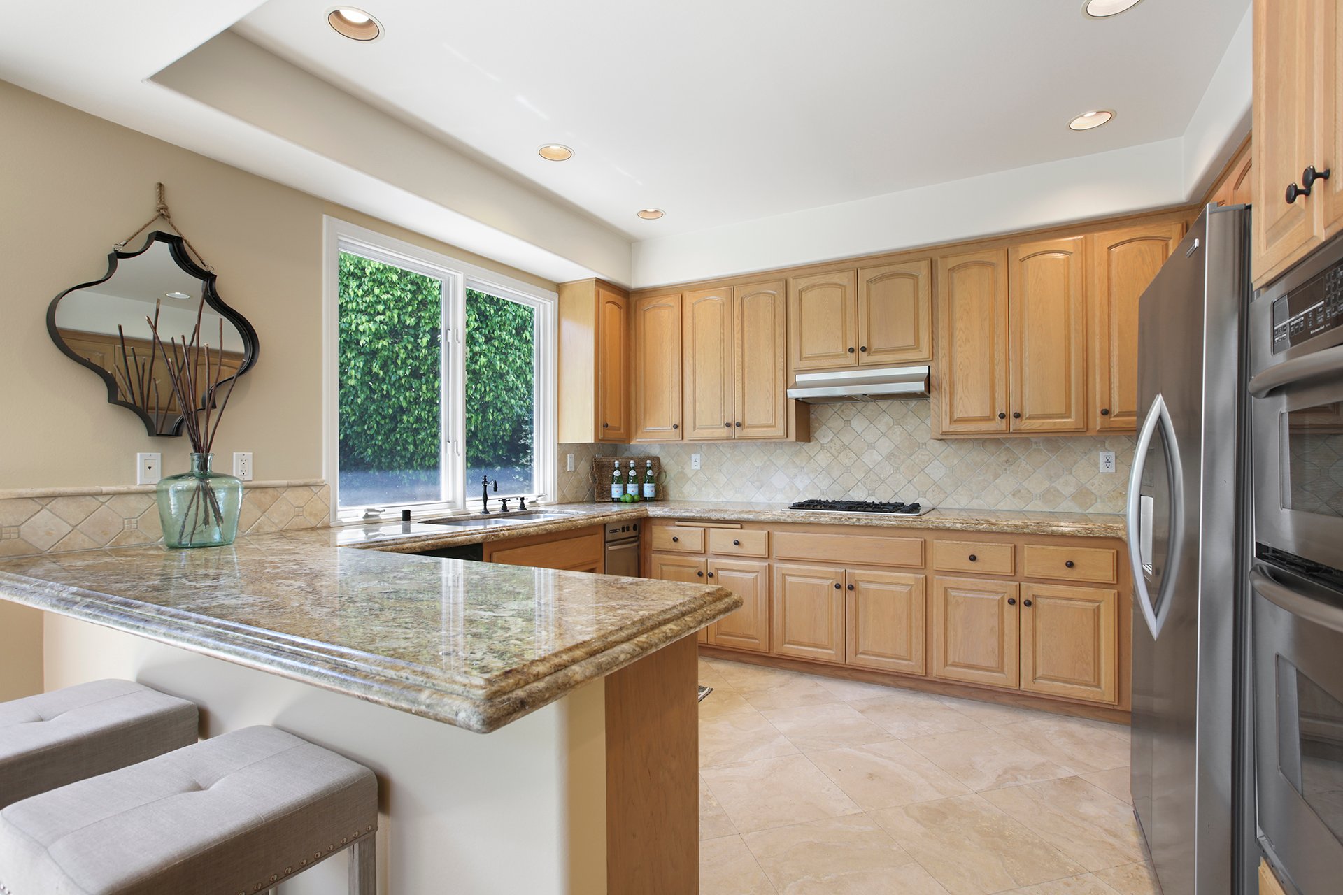 385 La Perle Ln