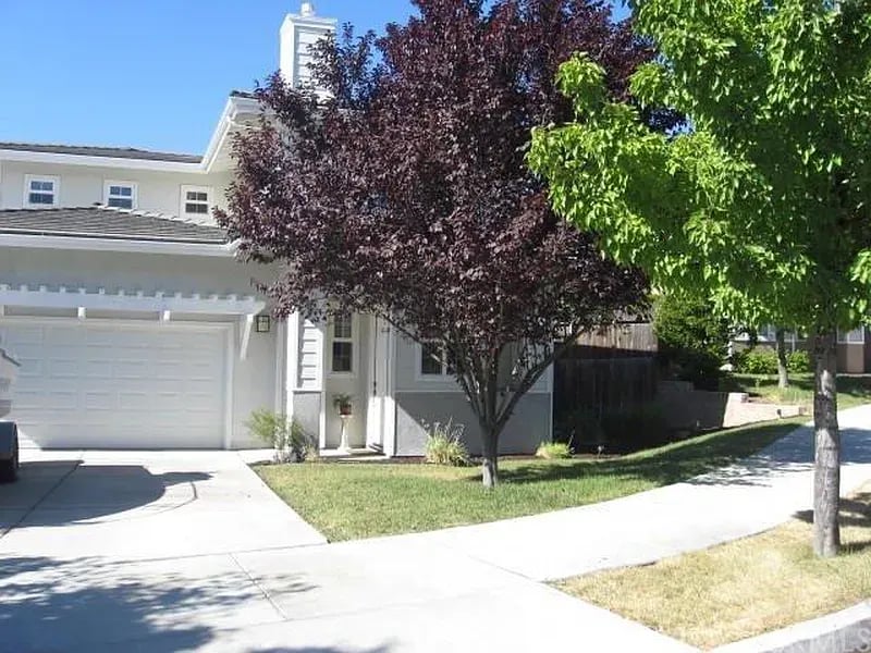 922 Riata Ct