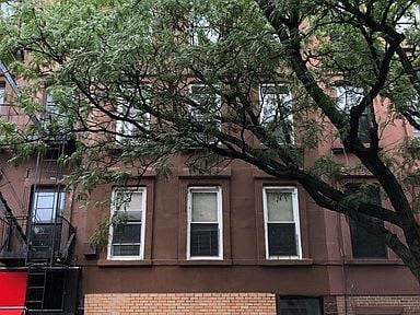 565 Gates Ave.