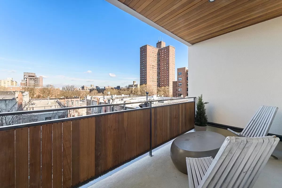 707 Willoughby, #4D