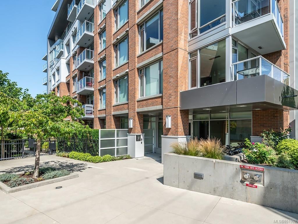 404-646 Michigan St