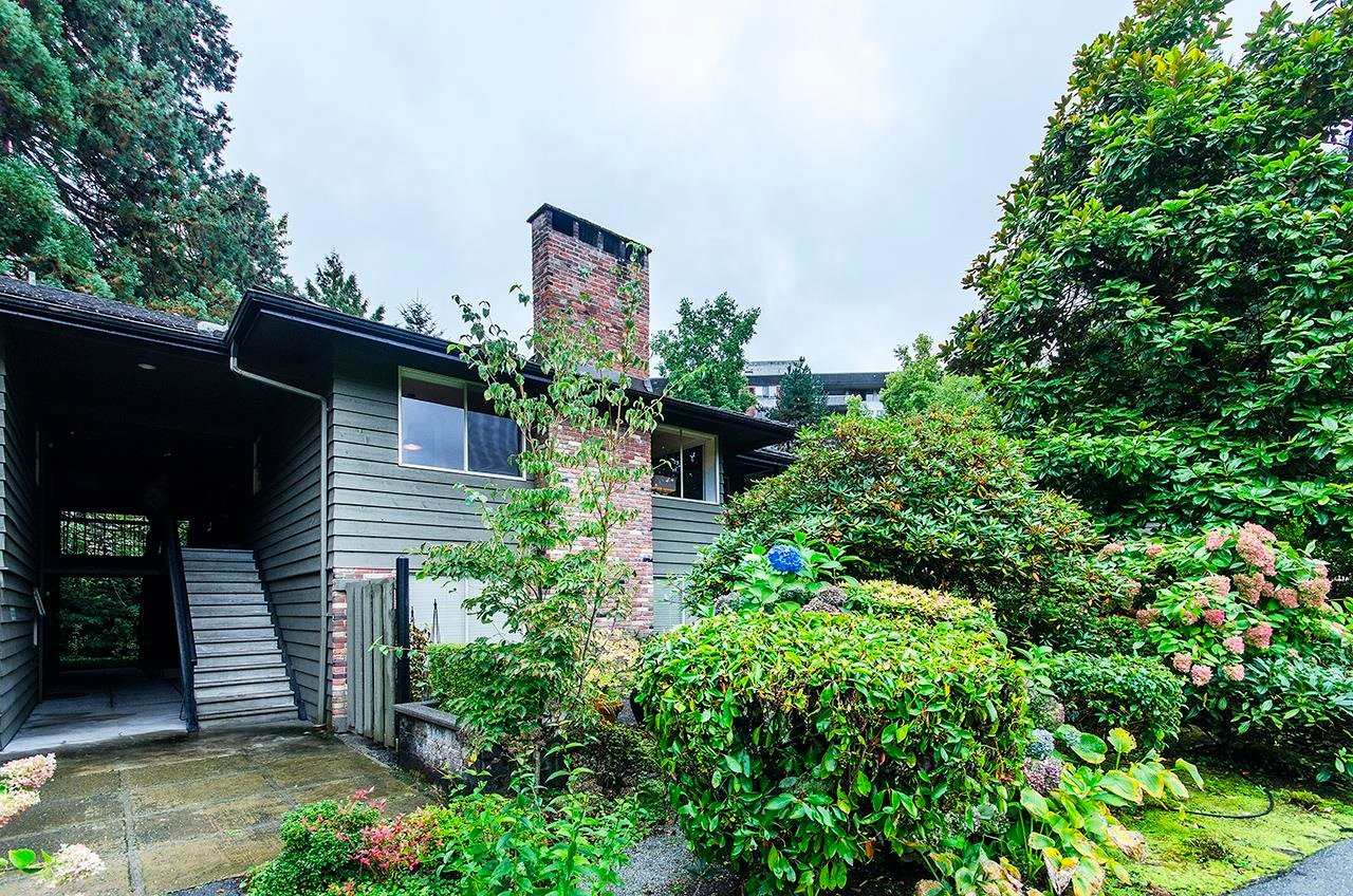 211-235 Keith Road, West Vancouver