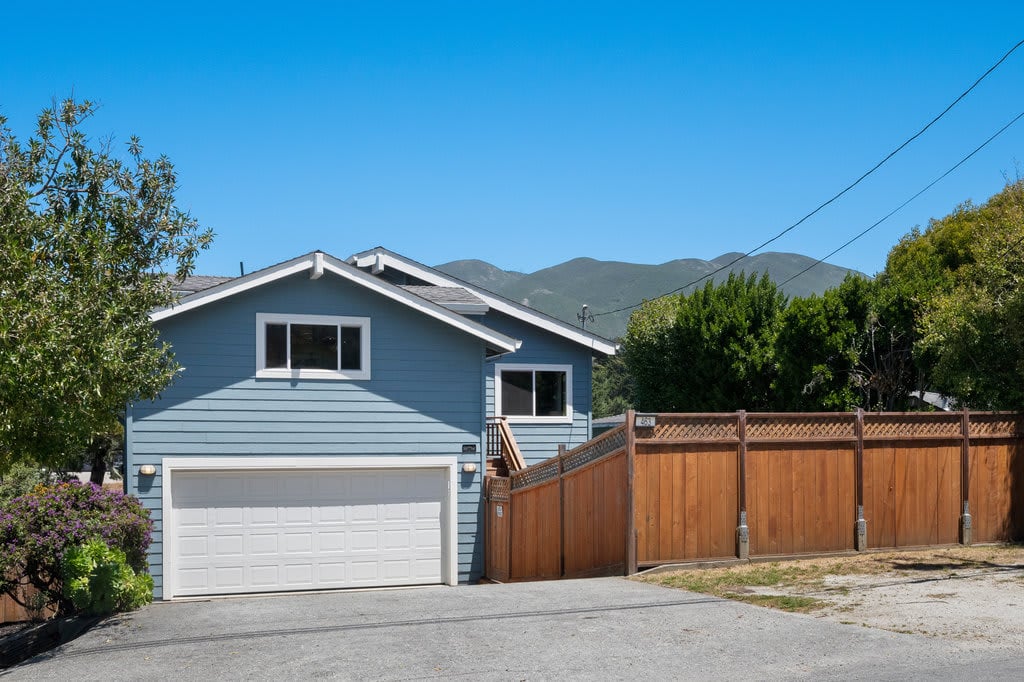 463 4th Street