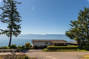 1-8177 West Coast Rd, Sooke