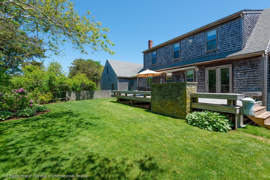 8 Burnt Swamp Ln