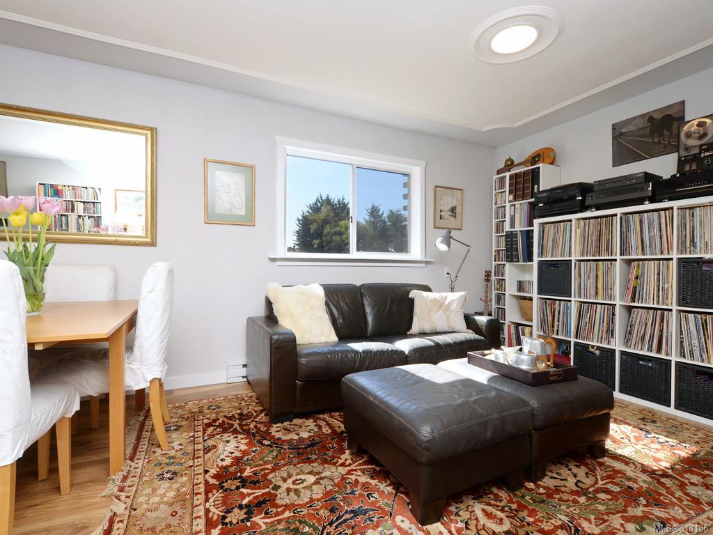 205-545 Rithet St