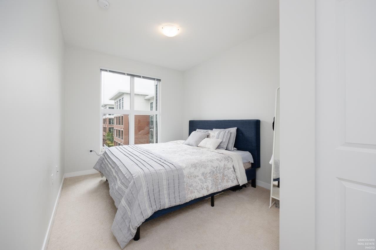 319-9551 Alexandra Rd
