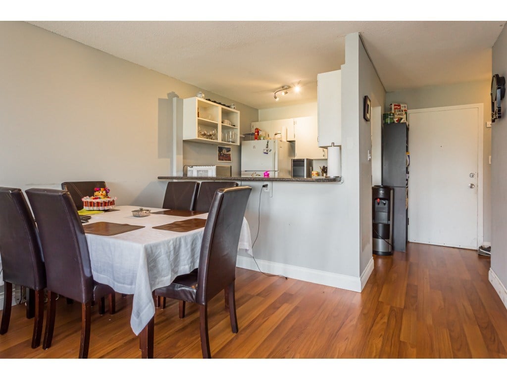 111-9300 Glenacres Dr