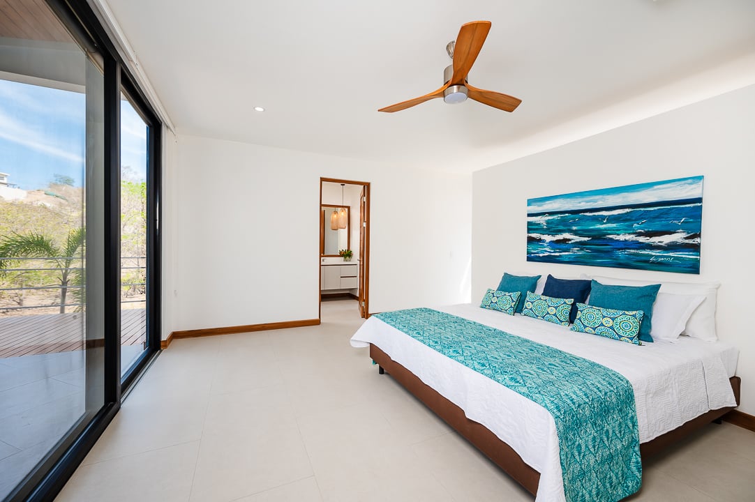 Modern Tropical Infinity Pool Villa, Tamarindo, Guanacaste