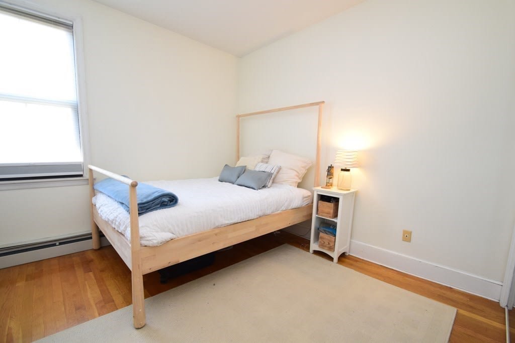 20 Concord Square, #2