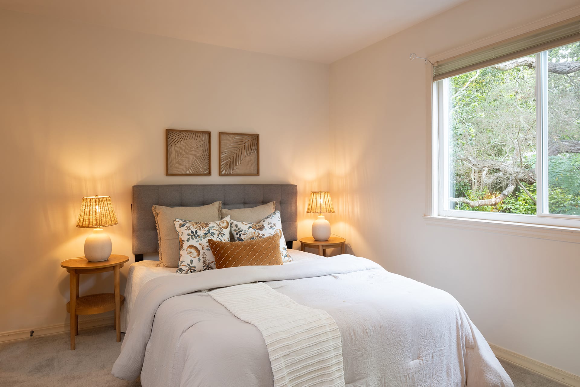 Spacious Monterey Haven - 450 Dry Creek Road