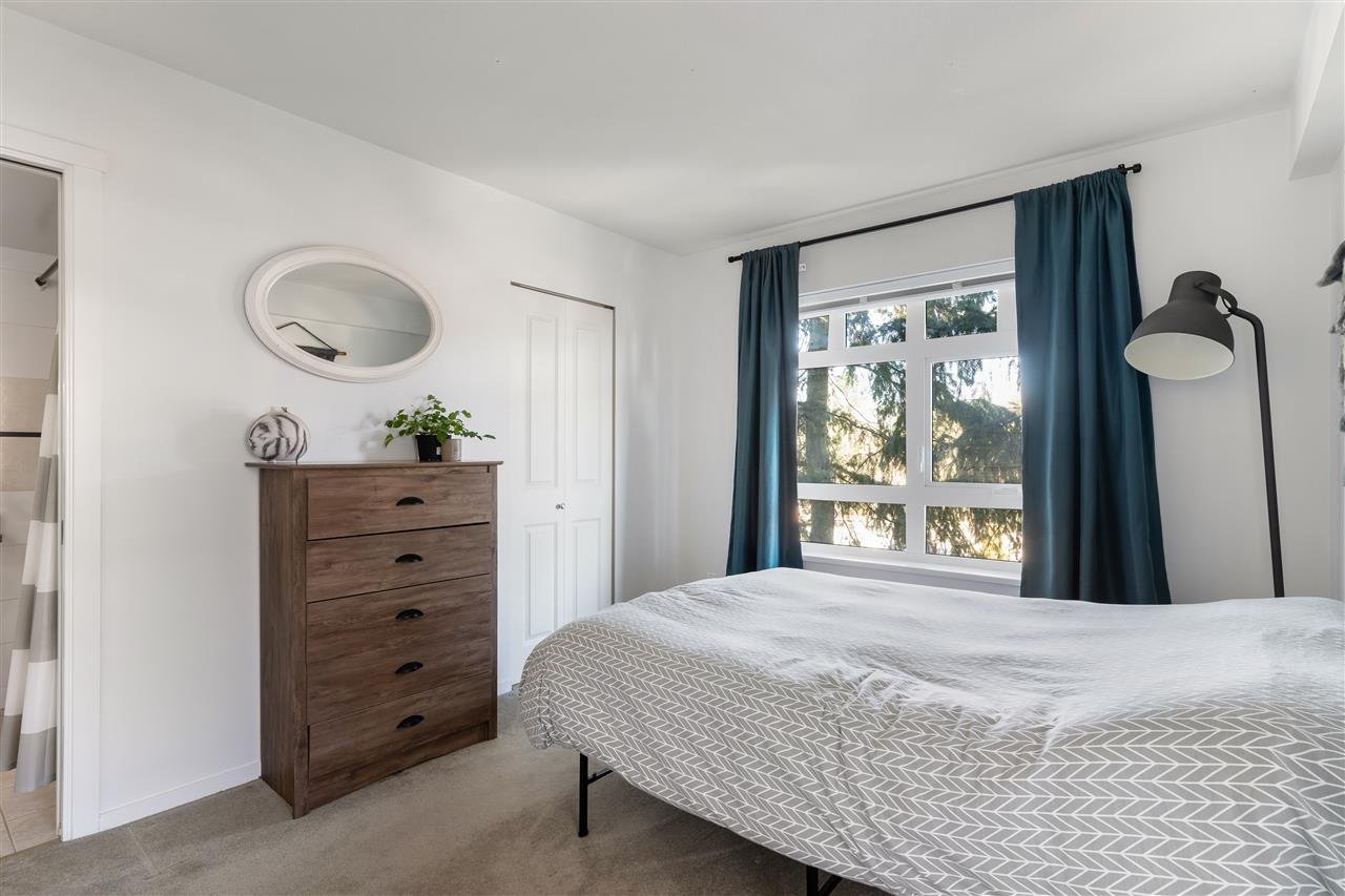 401-3136 St Johns Street, Port Moody