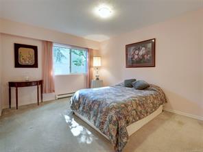 404-1157 Fairfield Rd
