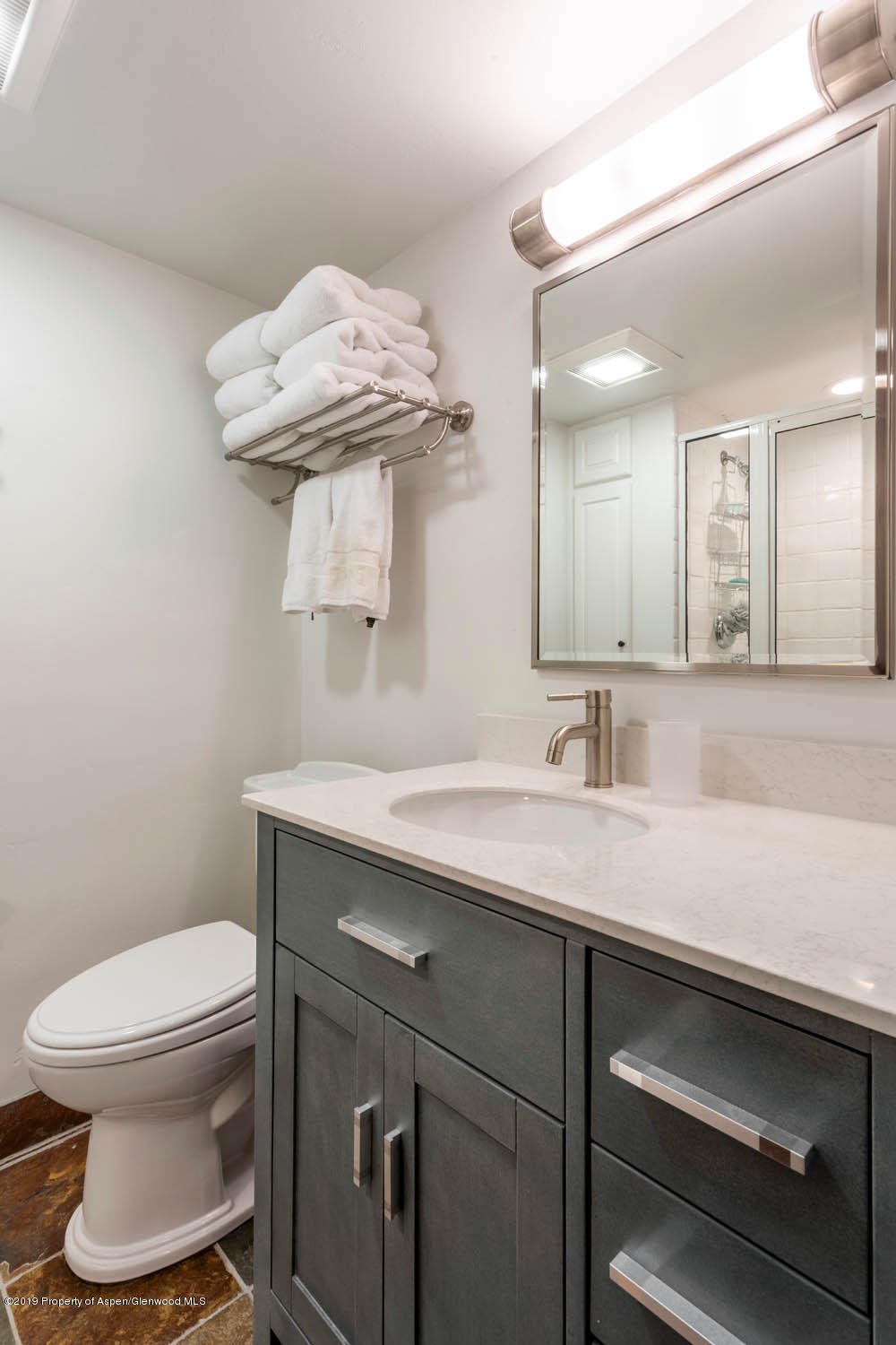 855 Carriage Way #Summit 204
