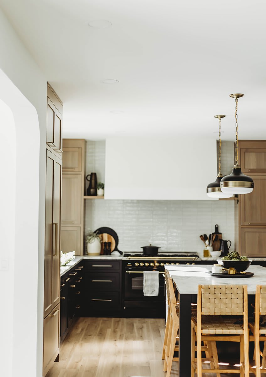 House Tour: Tasteful Transitional