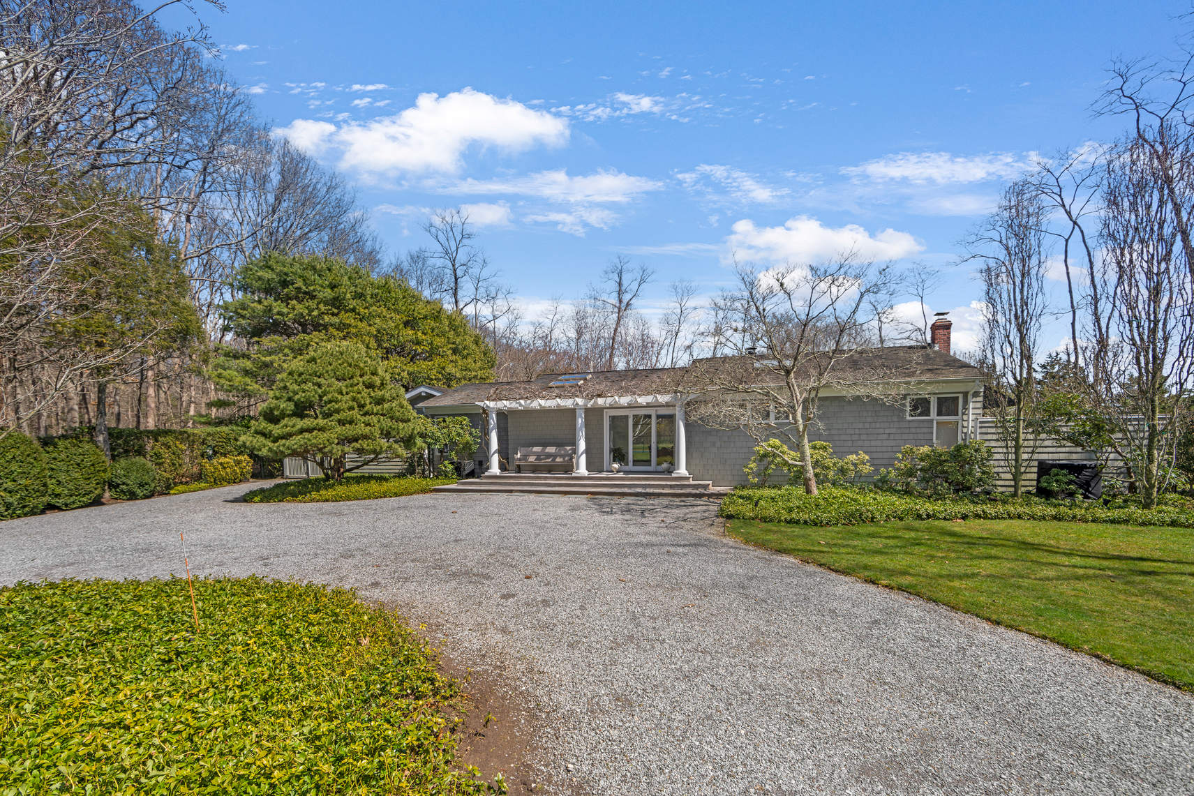 A Sleek, Updated Modern in the Heart of Hamptons Horse & Farm Country